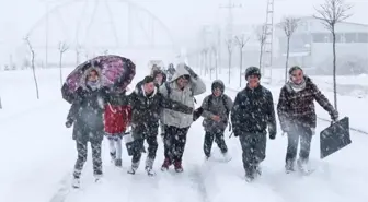 Kar yağışı tüm yurdu etkisi altına aldı, 47 ilde okullar tatil edildi