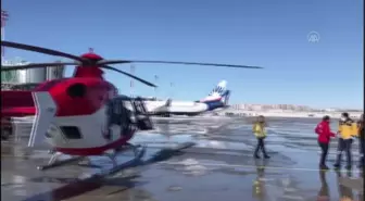 DİYARBAKIR - Gazdan etkilenen genç ambulans helikopterle ulaşıldı