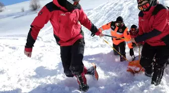 Kar altında zamana karşı yarış... Uludağ'da nefes kesen çığ tatbikatı