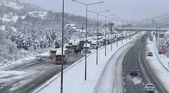 Kar nedeniyle kapalı yollar! 24 Ocak trafiğe kapalı yollar! Osmangazi Köprüsü kapalı mı? E-5 açık mı, hangi yollar açık? Hangi yollar kapatıldı?