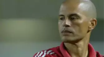 Alex de Souza'nın maçına bıçaklı saldırı