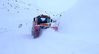 Tunceli-Hozat yolu araç trafiğine kapatıldı