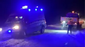 AMBULANS ŞOFÖRÜ, HASTAYI SIRTINDA TAŞIDI