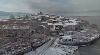 (Drone) Karla kaplı 'Küçük Venedik' ziyaretçilerini ağırlıyor