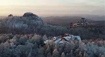 KRASNOYARSK - Stolby'deki 600 milyon yıllık taş sütunlar kar altında