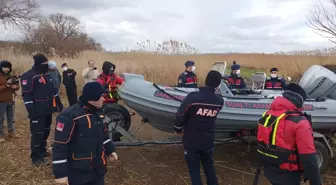 Son dakika haberleri | BALIKESİR - Manyas Gölü'nde kaybolan balıkçıyı arama çalışmalarına yeniden başlandı