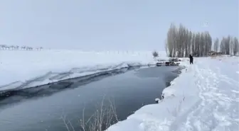 'Ova balıkçıları'nın dondurucu kış şartlarında zorlu mesaisi