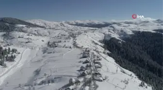 Turnalık Yaylası'ndan kar manzaraları