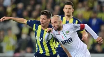 Efecan Karaca Kimdir? Efecan Karaca kaç yaşında? Efecan Karaca Fenerbahçe'ye transfer oldu mu?
