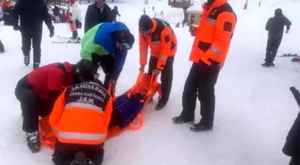 Gediz Murat Dağı Kayak Merkezi'ndeki JAK timi güven veriyor