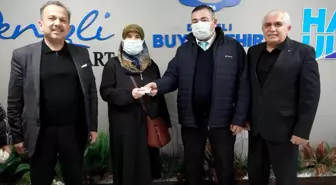 Çöp sandığı poşetten 4 bin 900 TL çıktı