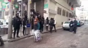 Son dakika haberi | Teröristlere saygı duruşunda bulunan DBP il başkanı tutuklandı