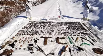 Hakkari'de çok sayıda mühimmat ele geçirildi