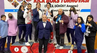 Kütahya Belediyespor Kulübü sporcularından bronz madalya