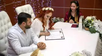 Mersin'de nikah solanlarında 02.02.2022 yoğunluğu