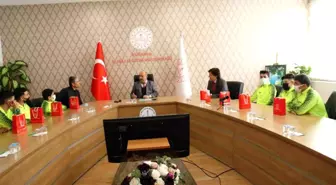Müdür Başyiğit, KUTSO MTAL Kros Takımını kabul etti