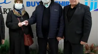 OTOBÜS ŞOFÖRÜNÜN ÇÖP SANDIĞI POŞETTEN 4 BİN 900 TL ÇIKTI