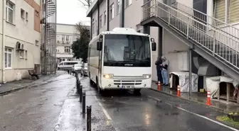 Avukat Şafak Mahmutyazıcıoğlu cinayetine ilişkin 11 şüpheli ek gözaltı süresi alınmak üzere adliyeye sevk edildi