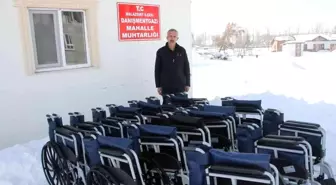 Malazgirt'te 17 engelliye tekerlekli sandalye dağıtıldı