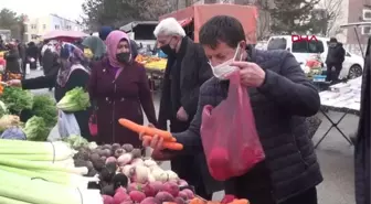 SOĞUK HAVADA PAZARCI VE VATANDAŞA SALEP DAĞITILDI