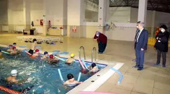 Akşehir'de sömestr tatilinde yüzme kursları yoğun ilgi gördü