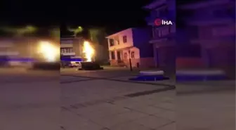 Uzunköprü'de Adalet Anıtı'na saldırı!