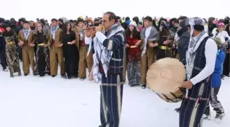 HAKKARİ'DE KAR FESTİVALİ