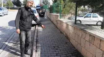 Boşanma aşamasındaki eşini vuran kadın, polis kapıya gelince silahı kafasına dayayıp ateş etti