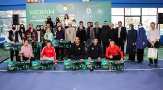 Meram 3. Kort Tenis Kış Turnuvası'nda şampiyonlar belli oldu