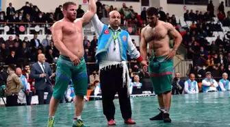 İsmail Balaban Şalvar Güreşi Dünya Şampiyonu oldu