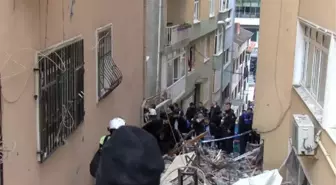 Son dakika haber | Üsküdar'da binada patlama: 4 yaralı (3)