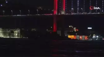 Son dakika haber! Rus savaş gemileri İstanbul Boğazı'ndan geçti