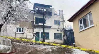 Son dakika haberleri... Bilecik'te 1 kişinin hayatını kaybetti yangının altından dram çıktı