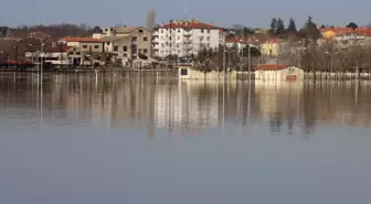 Ergene Nehri'nin debisi Kırklareli'nde düşerken, Edirne'de artışını sürdürüyor