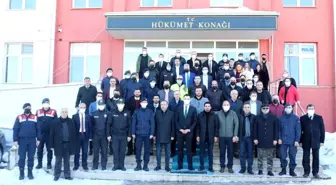 Asarcık Kaymakam Vekili'ne şairlerden şiirli veda