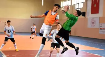 Futsal grup müsabakaları Karabük'te başladı