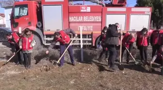 KIRIKKALE - 112 fidan 112 saniyede toprakla buluşturuldu