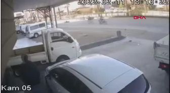 Engelli çocuğunun arkasından koşan kadın, motosikletin çarpmasıyla yaşamını yitirdi