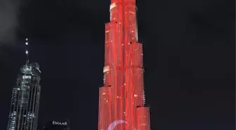 Cumhurbaşkanı Erdoğan'ın BAE ziyareti öncesi, Burj Khalifa'ya Türk bayrağı yansıtıldı