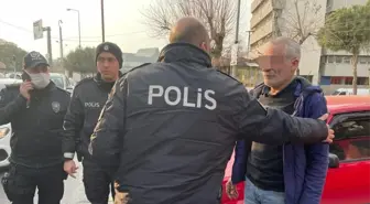 Otoparkta görevli belediye çalışanı bıçakla yaralandı