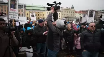 STOCKHOLM - İsveç'te çocukları ellerinden alınan Müslüman ailelerden gösteri