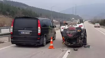 Karabük'te otomobille çarpışan cip devrildi, 7 kişi yaralandı