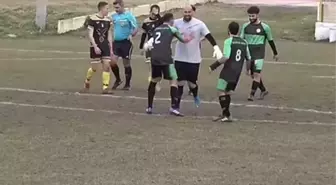 İnanılmaz maç tüm dünyanın dilinde! Çılgın kaleci imkansızı başardı