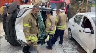 İstanbul'da devrilen hafif ticari aracın sürücüsü yaralandı