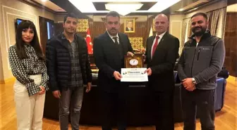 Kahramanmaraş'tan Pursaklar Belediye Başkanı Çetin'e teşekkür plaketi