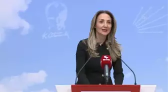 CHP Kadın Kolları'ndan Medeni Kanun'un kabulünün 96. yılı dolayısıyla basın açıklaması