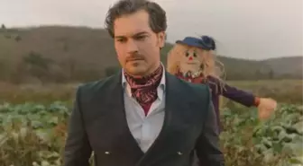 Çağatay Ulusoy'un yeni dizisi 'Süslü Korkuluk' Netflix'te!