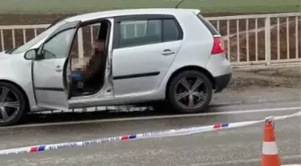 Seyahat ettiği eski iş ortağını öldürüp aynı tabancayla kafasına ateş etti
