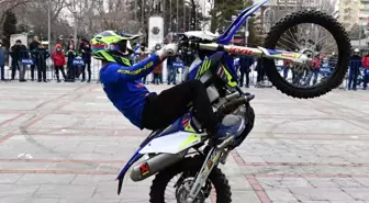 Motosnow sevenler Davraz'da bir araya geliyor