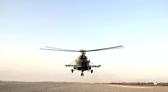 Azerbaycan Hava Kuvvetleri'nden Helikopterlerle Tatbikat